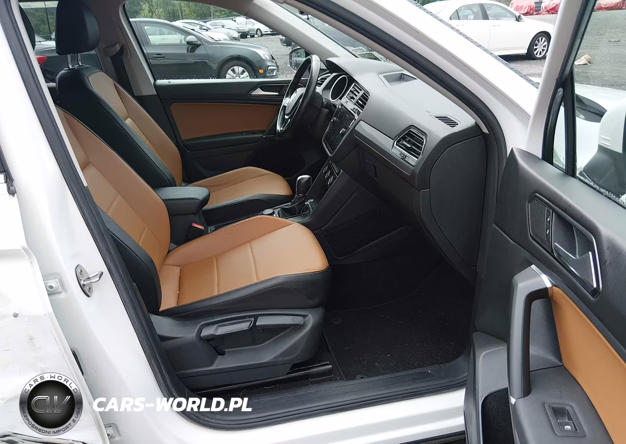 2018 Volkswagen Tiguan VIN:3VV2B7AX3JM154239 - 5