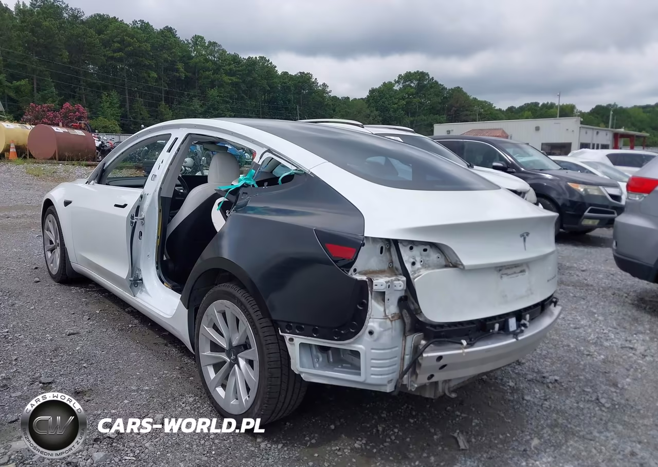 2022 Tesla Model 3 Long Range Dual Motor All-Wheel Drive VIN:5YJ3E1EB5NF153092 - 3