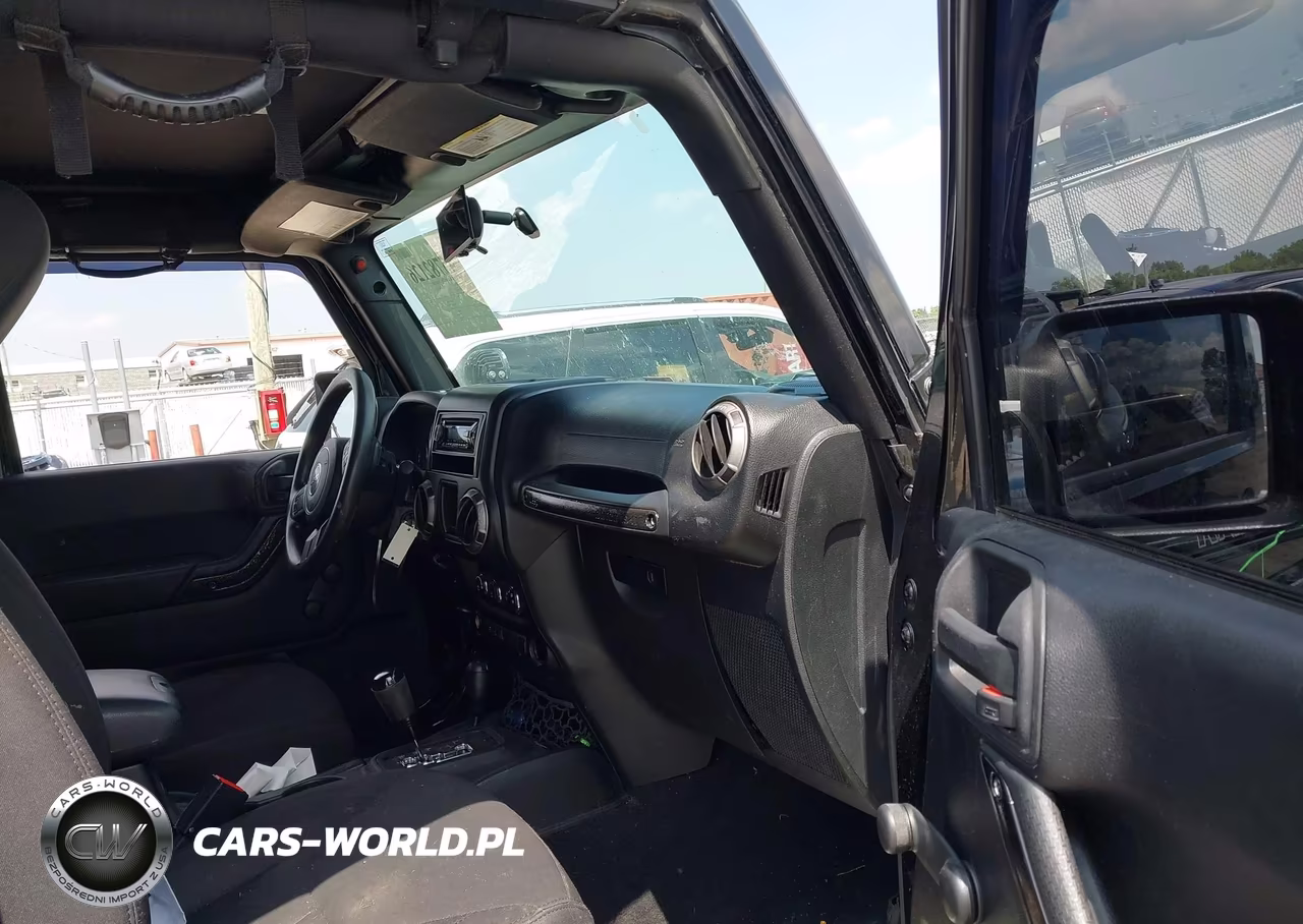 2015 Jeep Wrangler Sport VIN:1C4AJWAG9FL531950 - 5