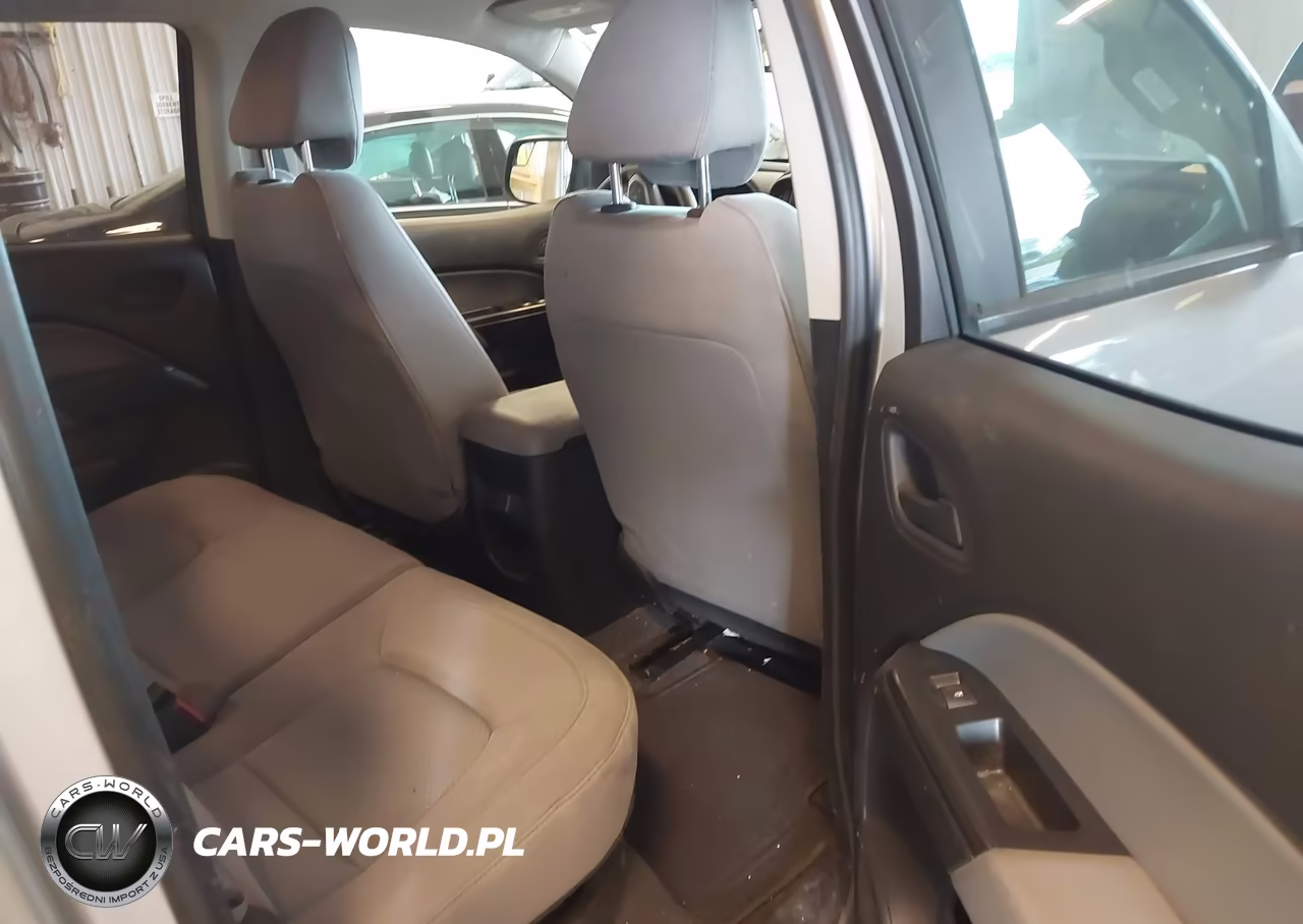 2019 Chevrolet Colorado Wt VIN:1GCGTBEN4K1190436 - 8