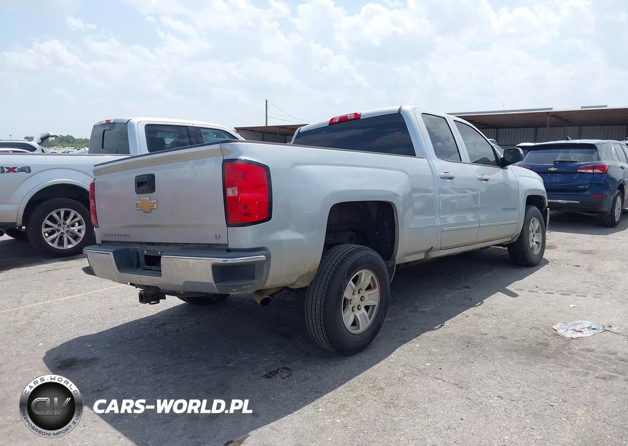 2018 Chevrolet Silverado 1500 1Lt VIN:1GCRCREHXJZ288365 - 4