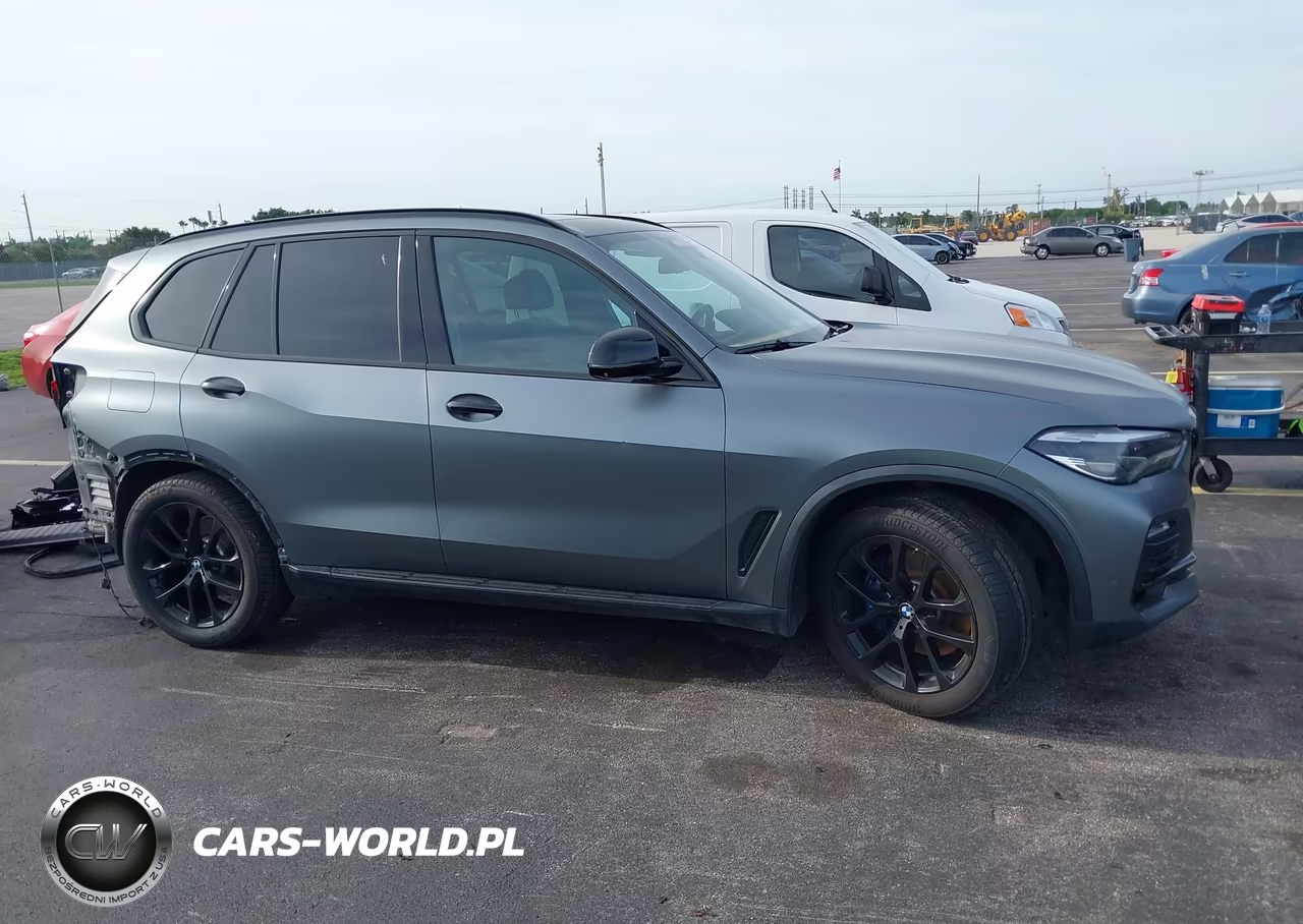 2019 BMW X5 xDrive50I VIN:5UXJU2C57KLN49822 - 14