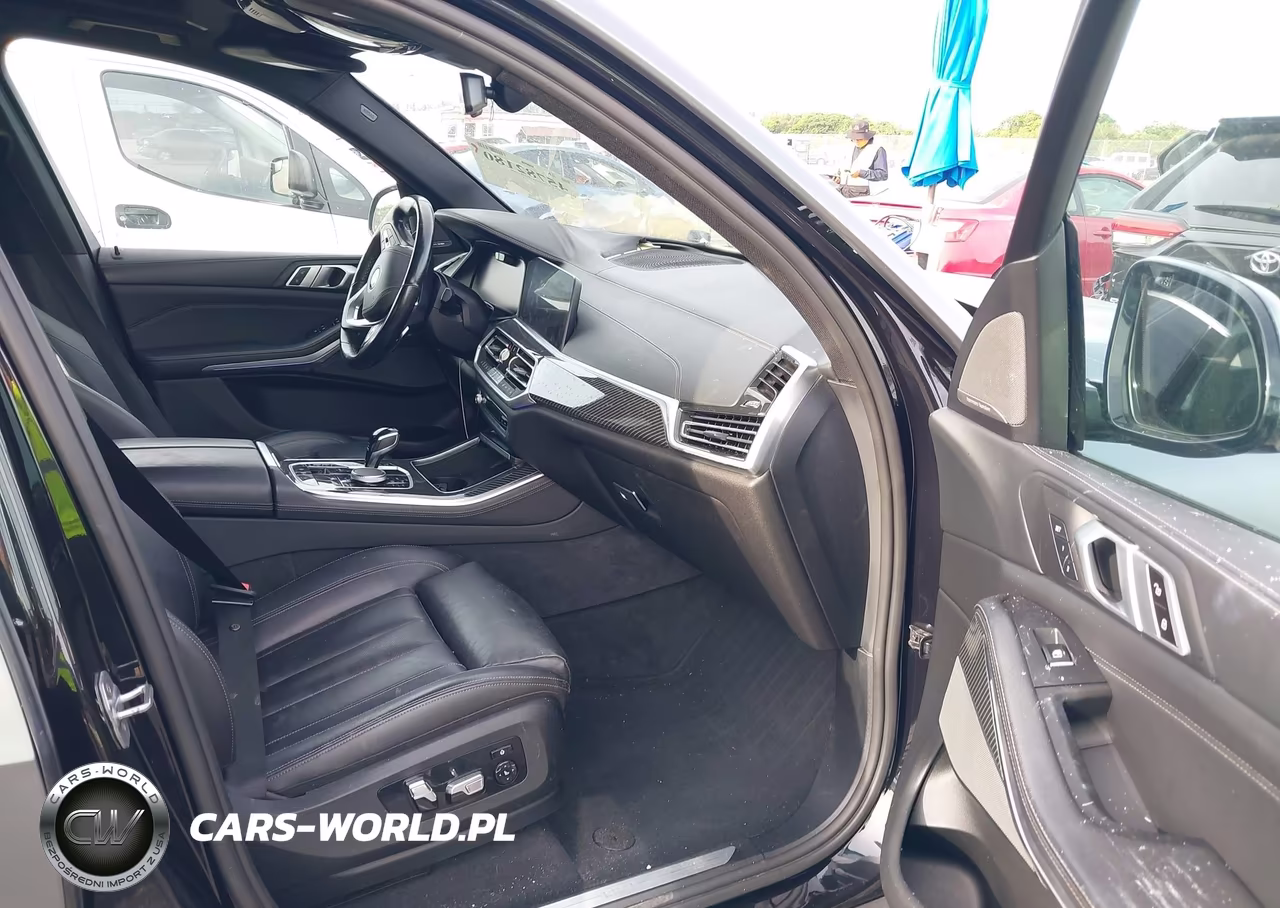 2019 BMW X5 xDrive50I VIN:5UXJU2C57KLN49822 - 5