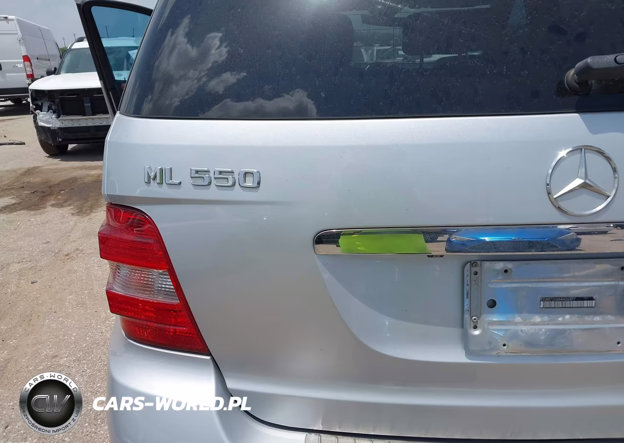 2008 Mercedes-Benz M-Class 5.5L VIN:4JGBB72E88A426377 - 3