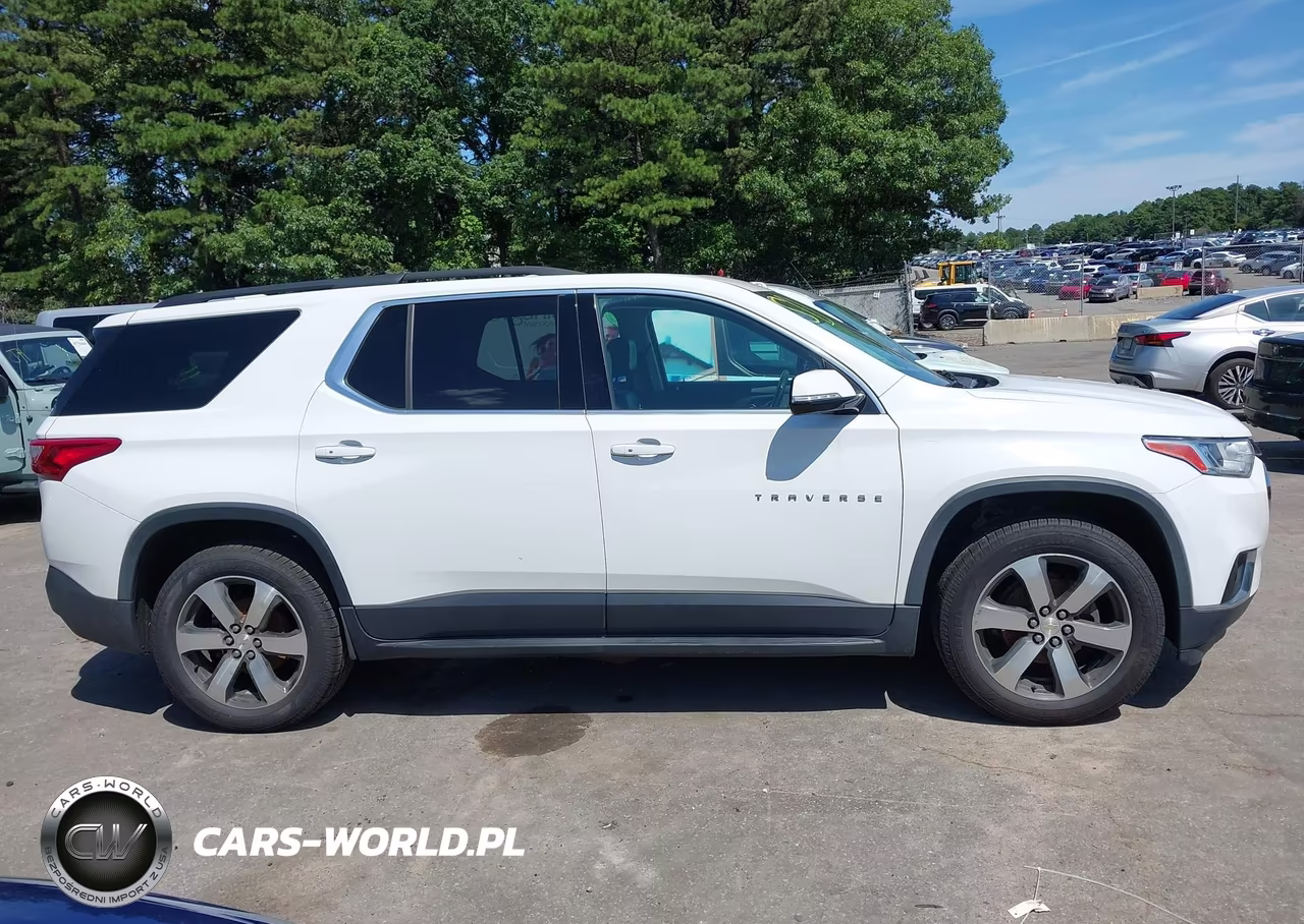 2019 Chevrolet Traverse 3Lt VIN:1GNEVHKW7KJ141997 - 14