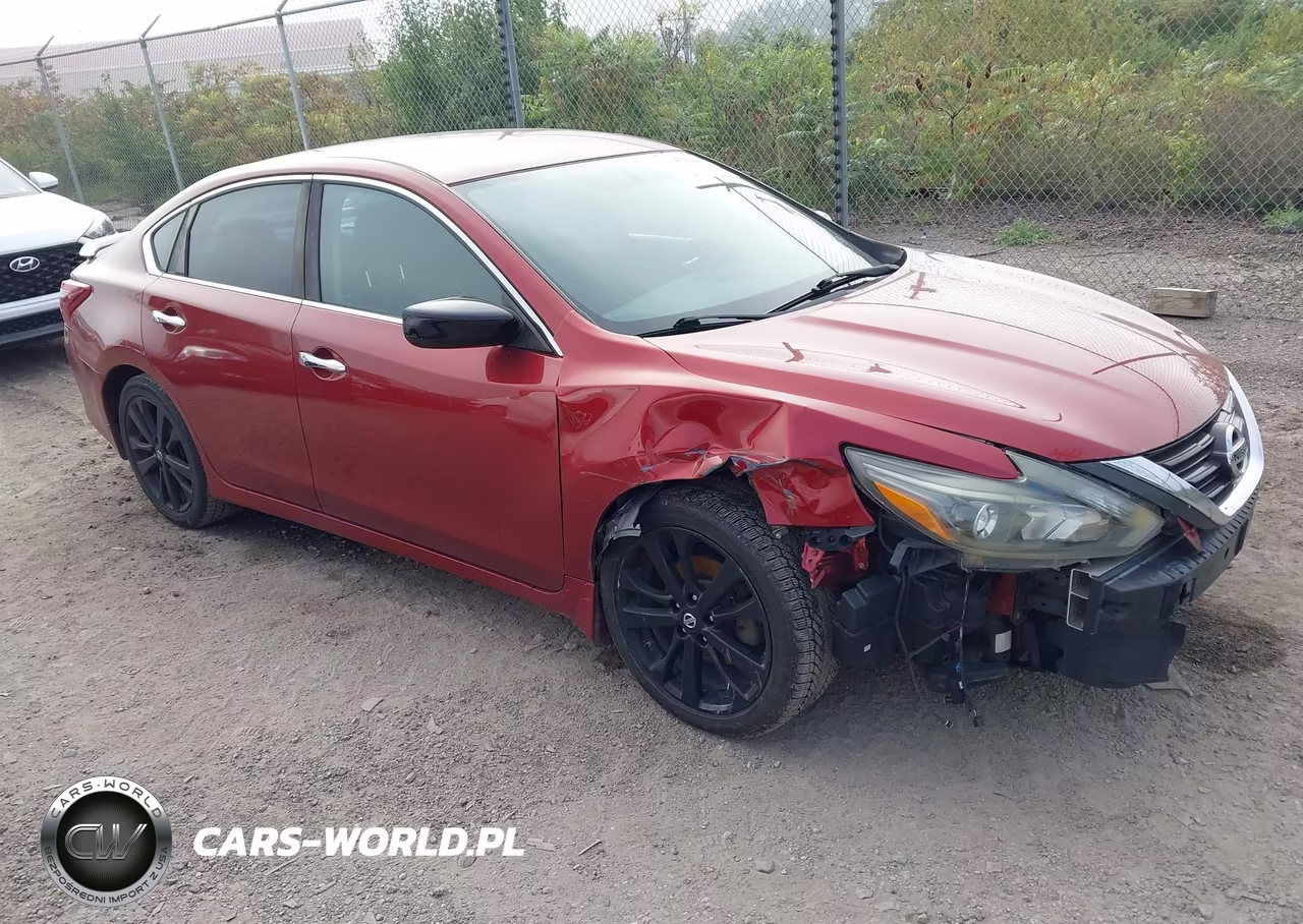 2017 Nissan Altima 2.5 Sr – zdjęcie 1 z 13