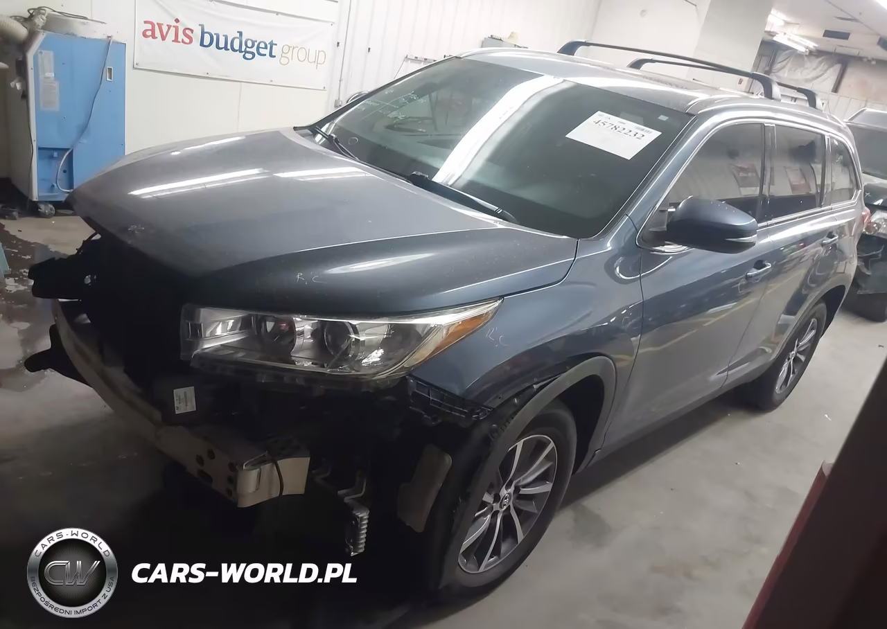 2019 Toyota Highlander Xle VIN:5TDKZRFH1KS356148 - 2
