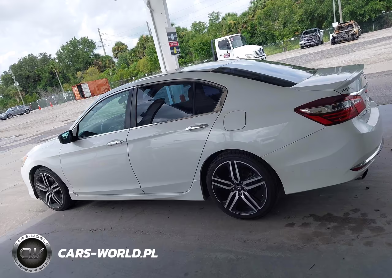 2016 Honda Accord Sport VIN:1HGCR2F59GA217389 - 14