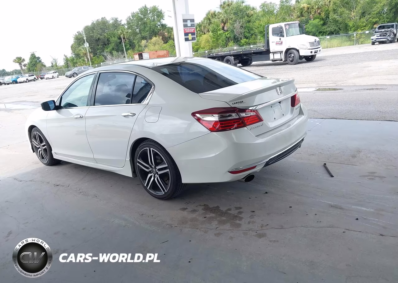 2016 Honda Accord Sport VIN:1HGCR2F59GA217389 - 3