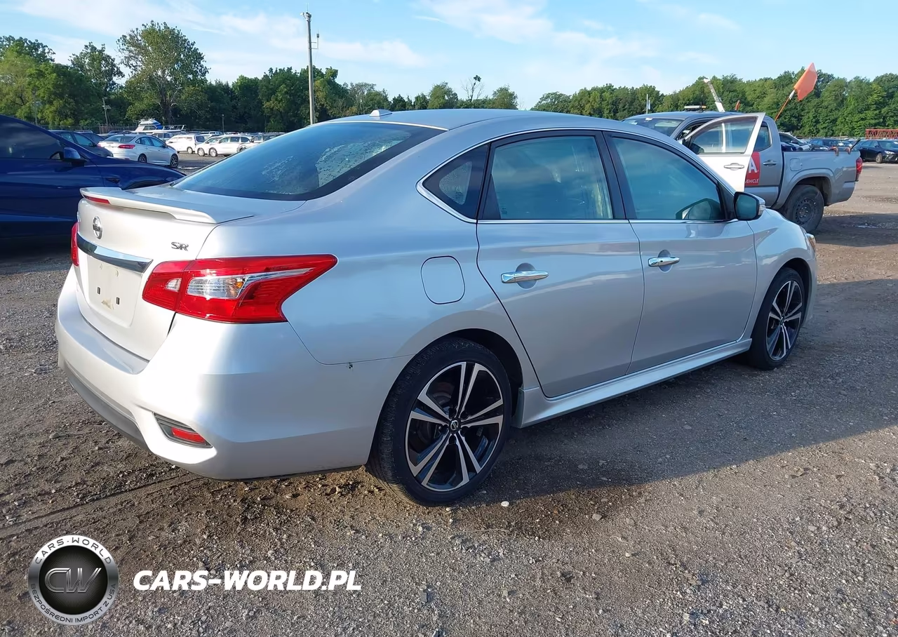2016 Nissan Sentra Sr VIN:3N1AB7AP3GY318538 - 4