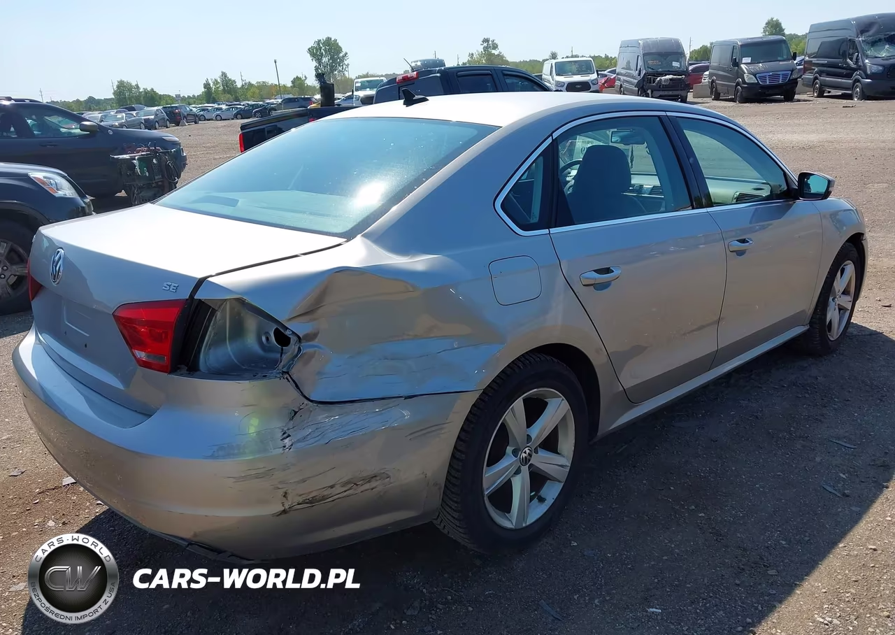 2012 Volkswagen Passat 2.5L Se VIN:1VWBP7A39CC076581 - 4