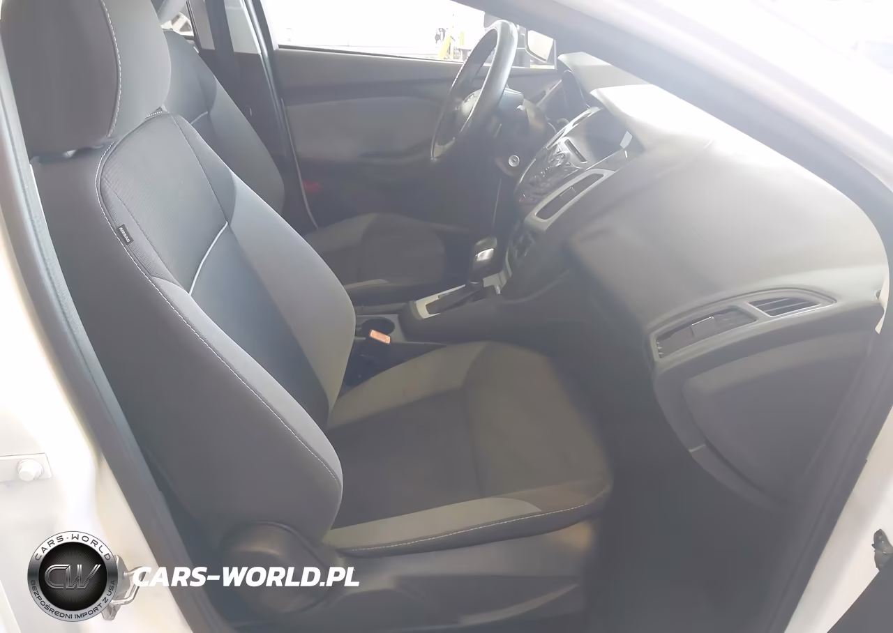 2013 Ford Focus Se VIN:1FADP3F22DL237445 - 5