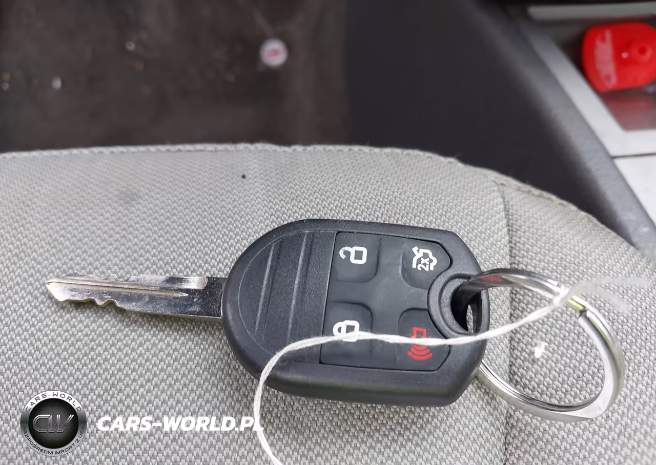 2012 Ford Fusion S VIN:3FAHP0GA5CR142240 - 11