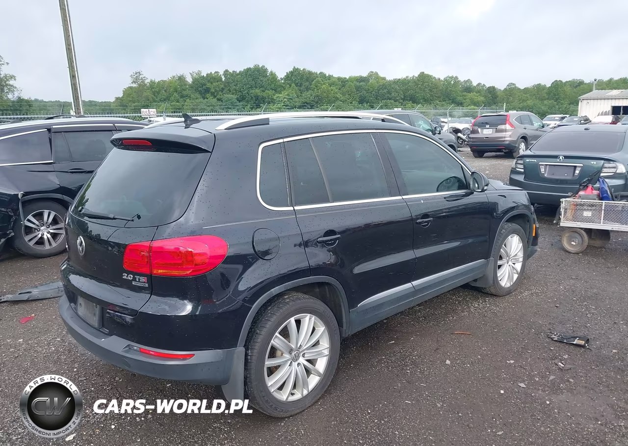 2015 Volkswagen Tiguan Se VIN:WVGBV7AX5FW521568 - 4