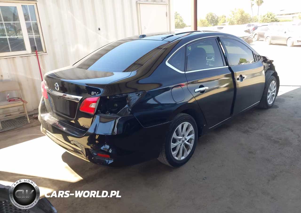 2018 Nissan Sentra Sv VIN:3N1AB7AP3JL624627 - 4