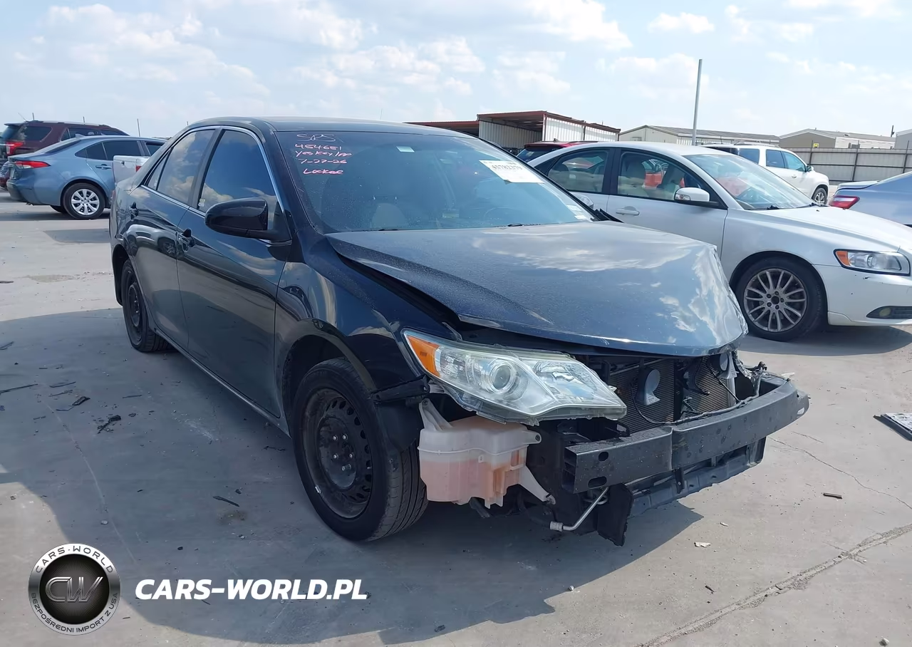 2013 Toyota Camry Le VIN:4T4BF1FK5DR284506 - 1