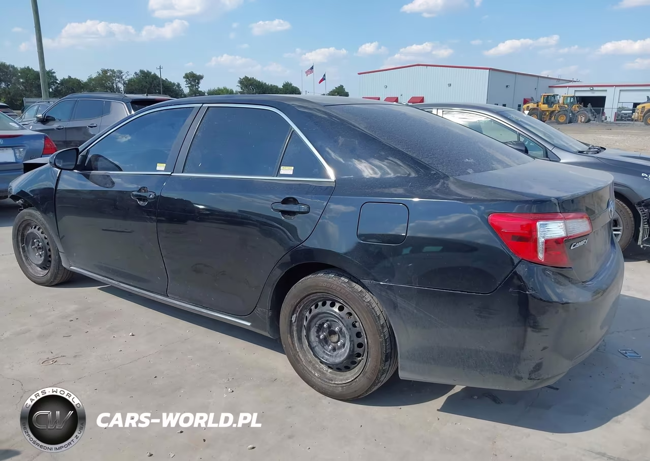 2013 Toyota Camry Le VIN:4T4BF1FK5DR284506 - 13