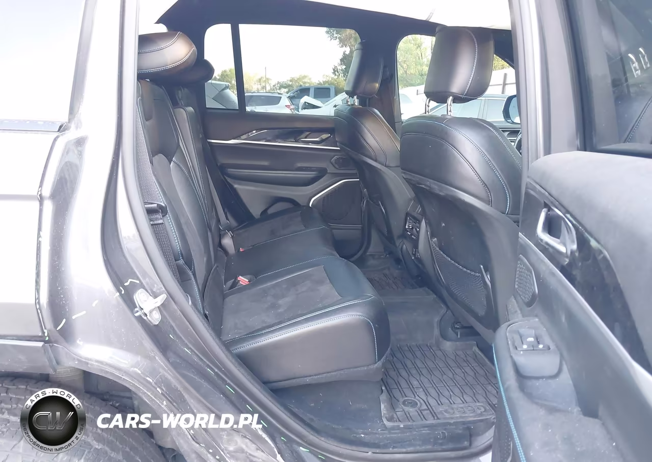 2023 Jeep Grand Cherokee 4Xe Trailhawk VIN:1C4RJYC68P8786791 - 8