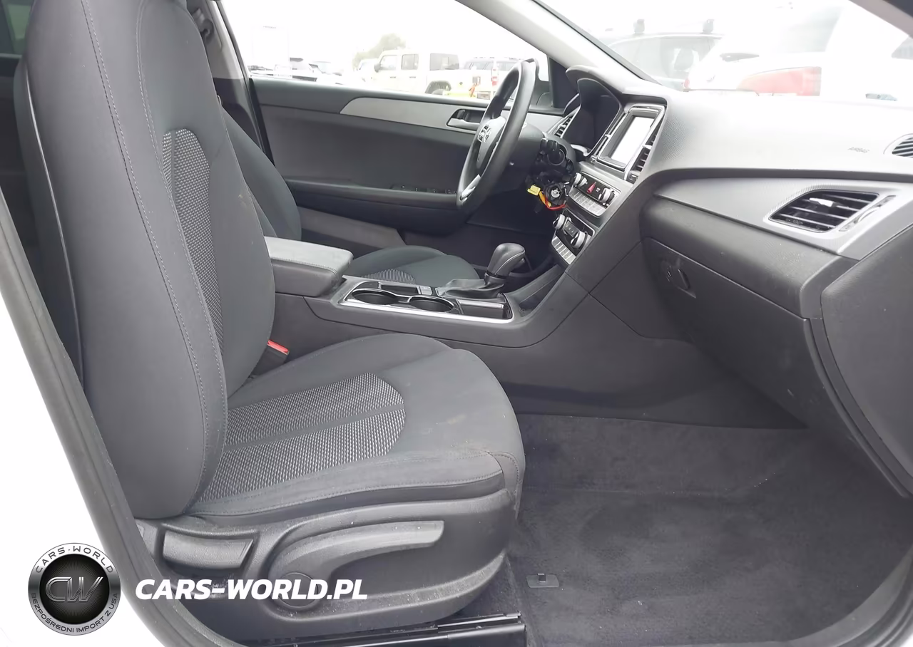 2019 Hyundai Sonata Se VIN:5NPE24AF2KH814912 - 5