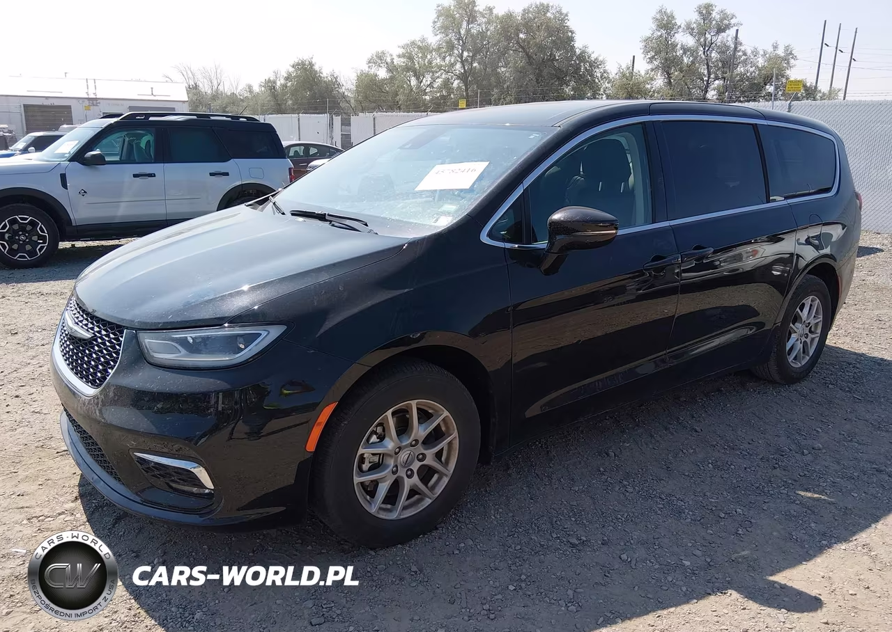 2024 Chrysler Pacifica Touring L VIN:2C4RC1BG3RR194069 - 2