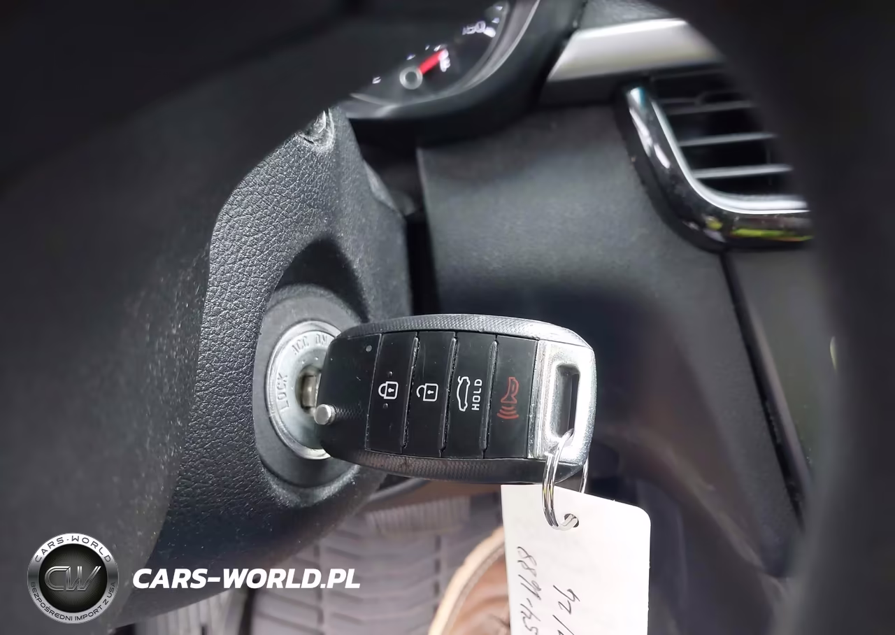 2017 Kia Optima Lx VIN:5XXGT4L30HG141051 - 11