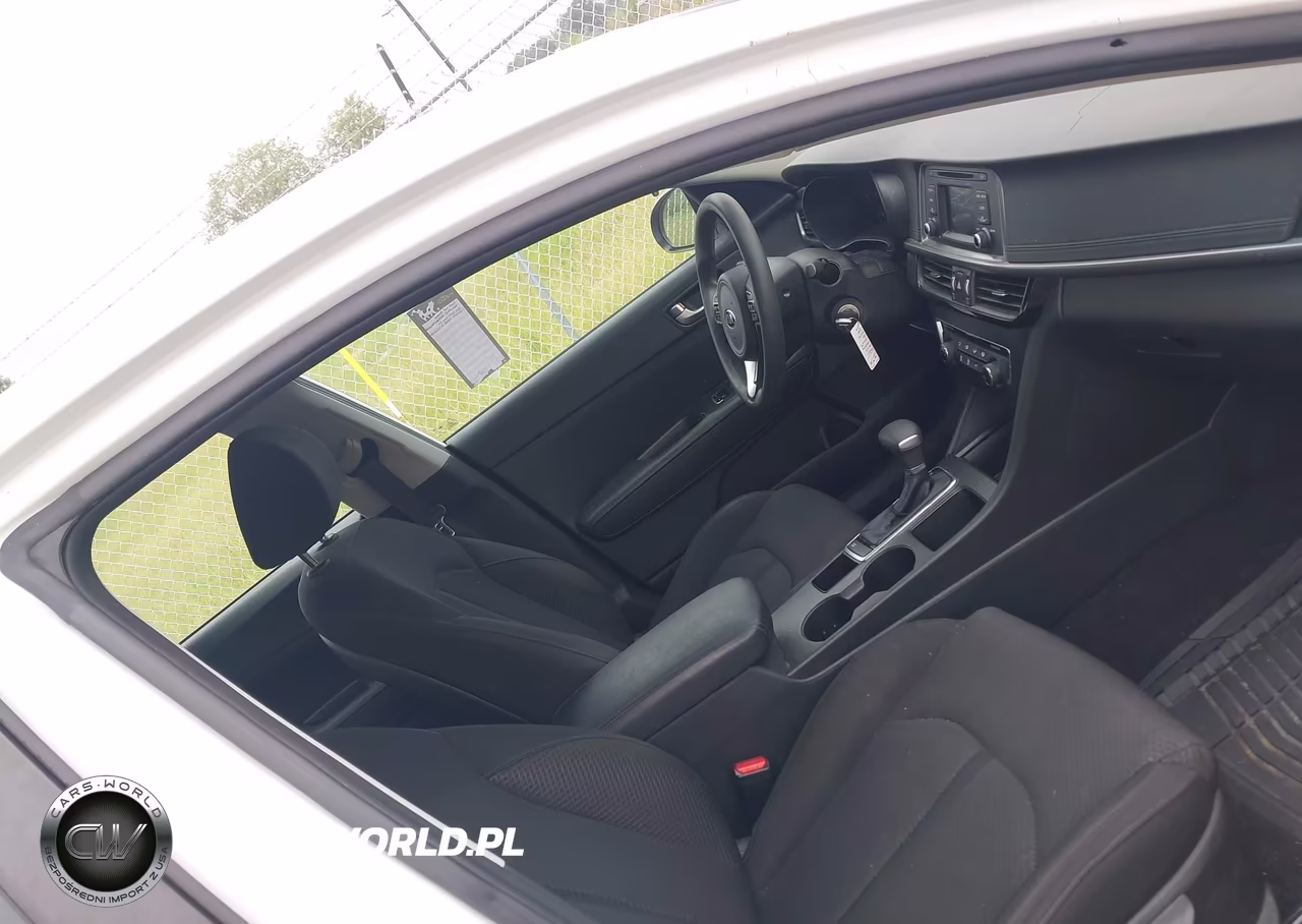 2017 Kia Optima Lx VIN:5XXGT4L30HG141051 - 5