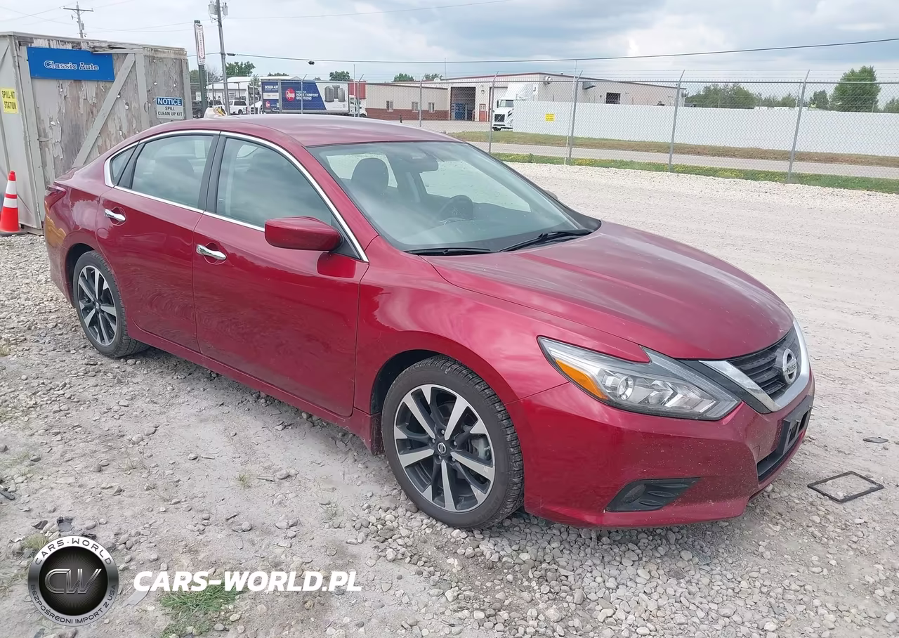 2018 Nissan Altima 2.5 Sr – zdjęcie 1 z 17