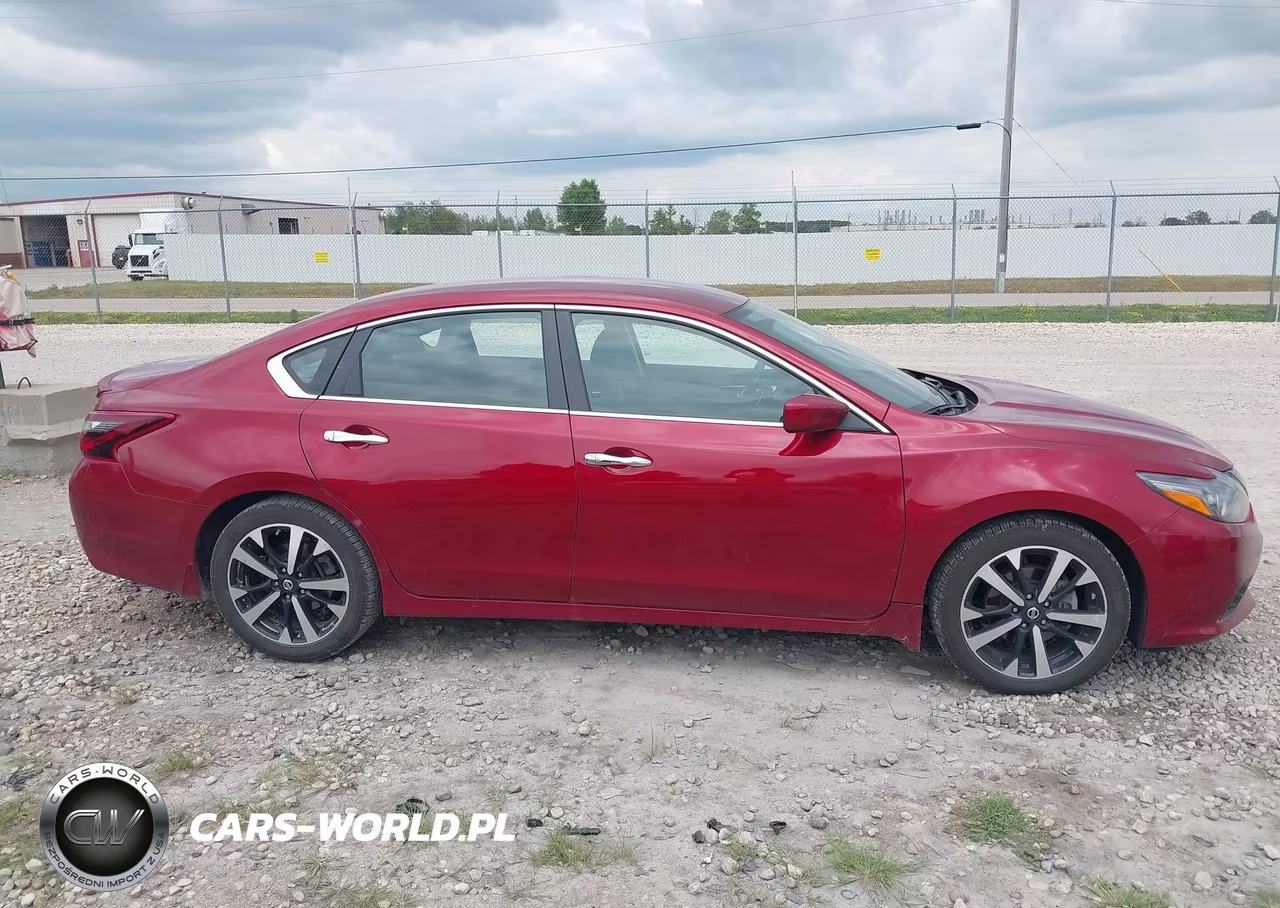 2018 Nissan Altima 2.5 Sr VIN:1N4AL3AP1JC224814 - 14