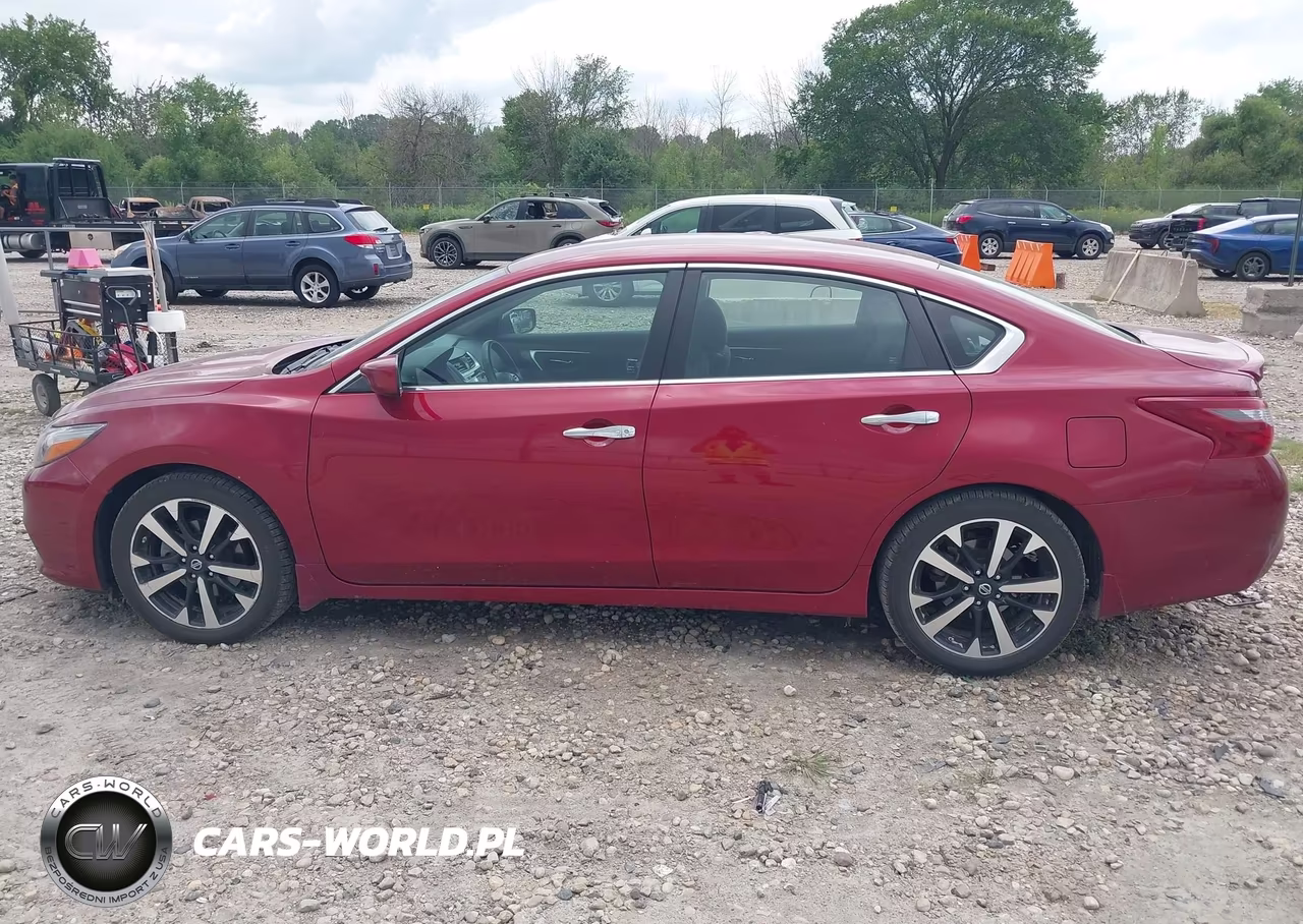 2018 Nissan Altima 2.5 Sr VIN:1N4AL3AP1JC224814 - 15