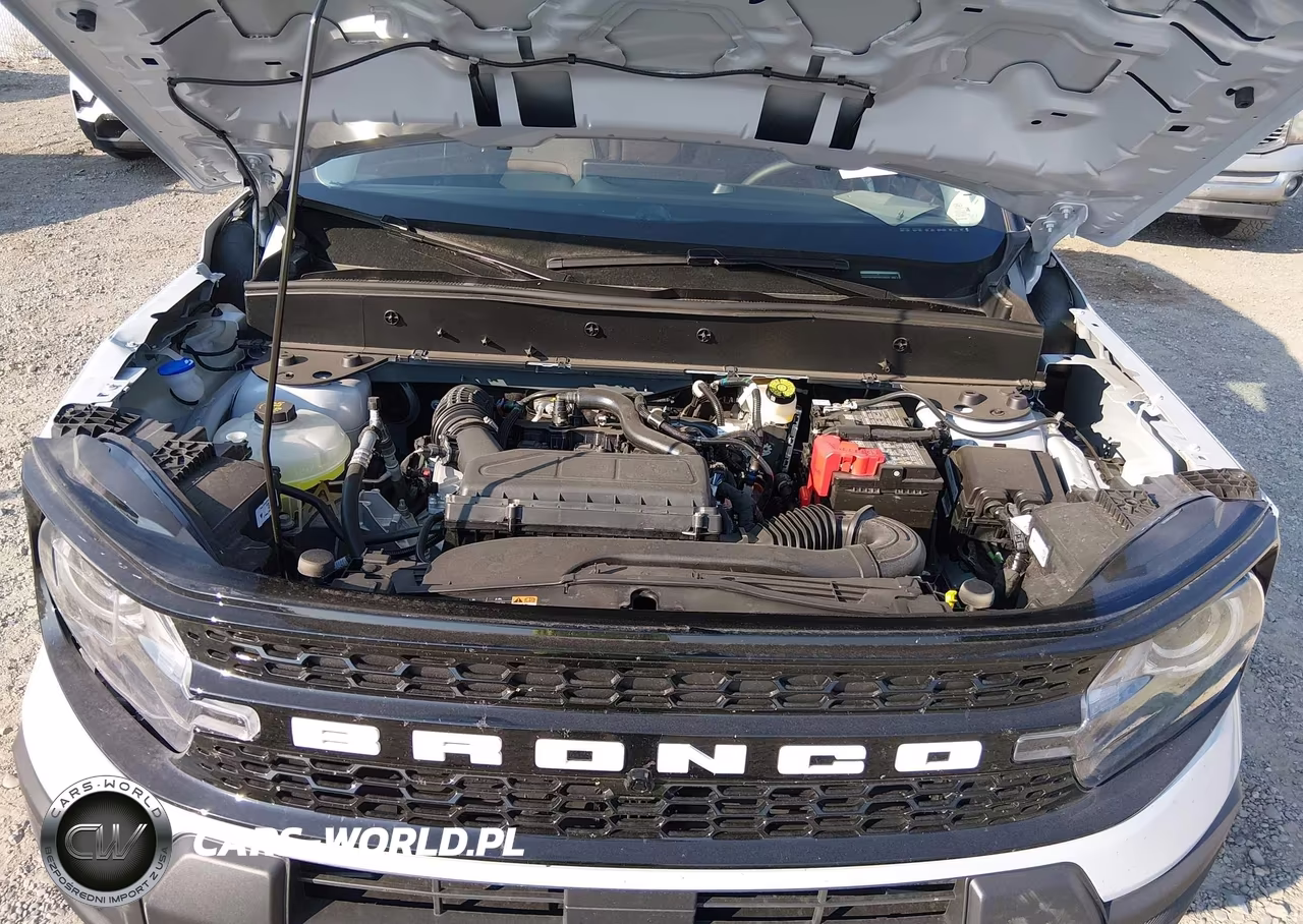 2026 Ford Bronco Sport Outer Banks VIN:3FMCR9CN9TRE63043 - 10