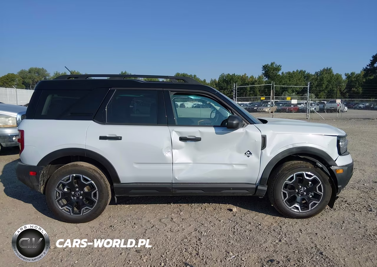 2026 Ford Bronco Sport Outer Banks VIN:3FMCR9CN9TRE63043 - 13