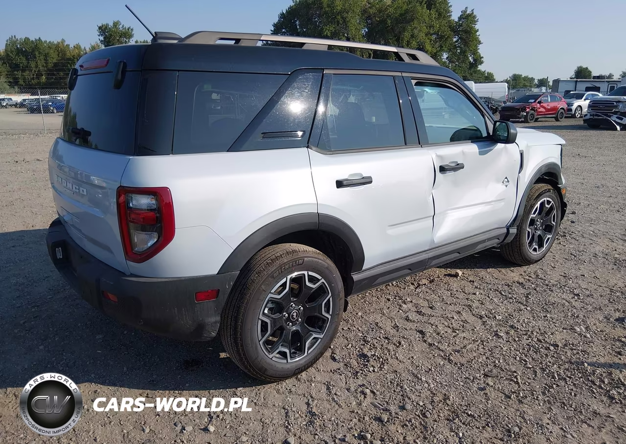 2026 Ford Bronco Sport Outer Banks VIN:3FMCR9CN9TRE63043 - 4