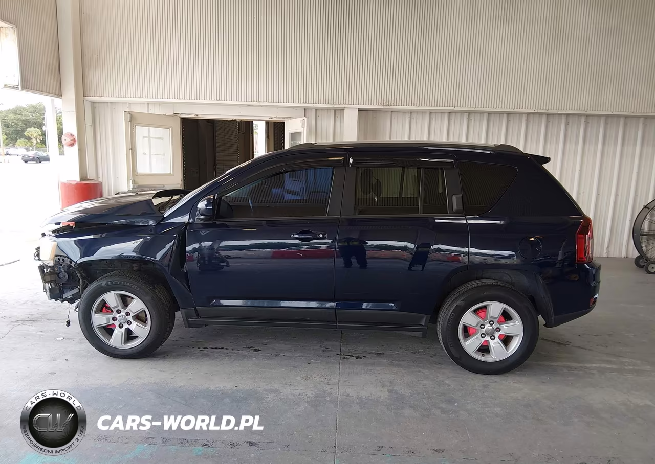 2016 Jeep Compass Latitude VIN:1C4NJCEAXGD744438 - 14