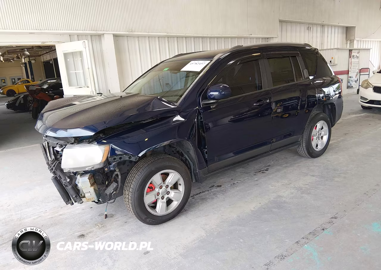 2016 Jeep Compass Latitude VIN:1C4NJCEAXGD744438 - 2