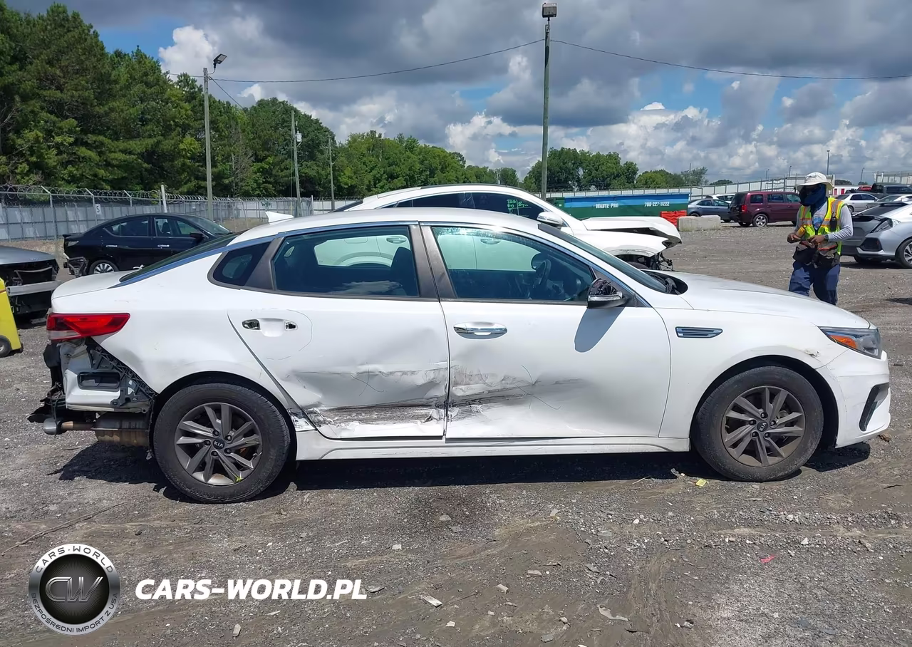 2020 Kia Optima Lx VIN:5XXGT4L30LG406401 - 13