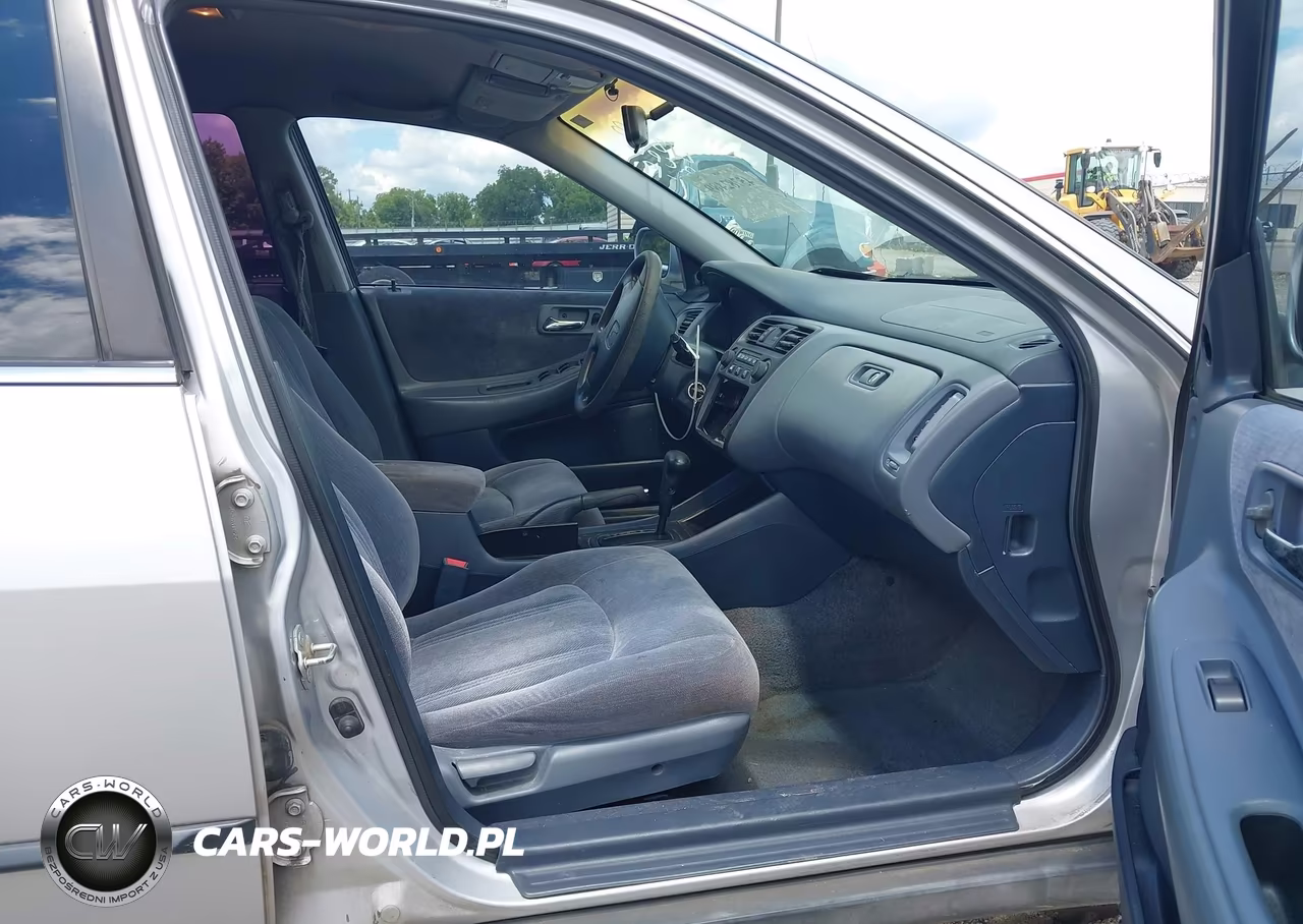 2000 Honda Accord 2.3 Lx VIN:1HGCG5648YA034873 - 5