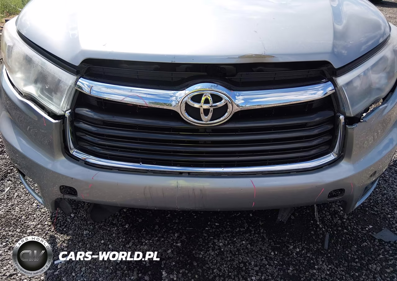 2015 Toyota Highlander Le Plus V6 VIN:5TDZKRFH6FS115260 - 21