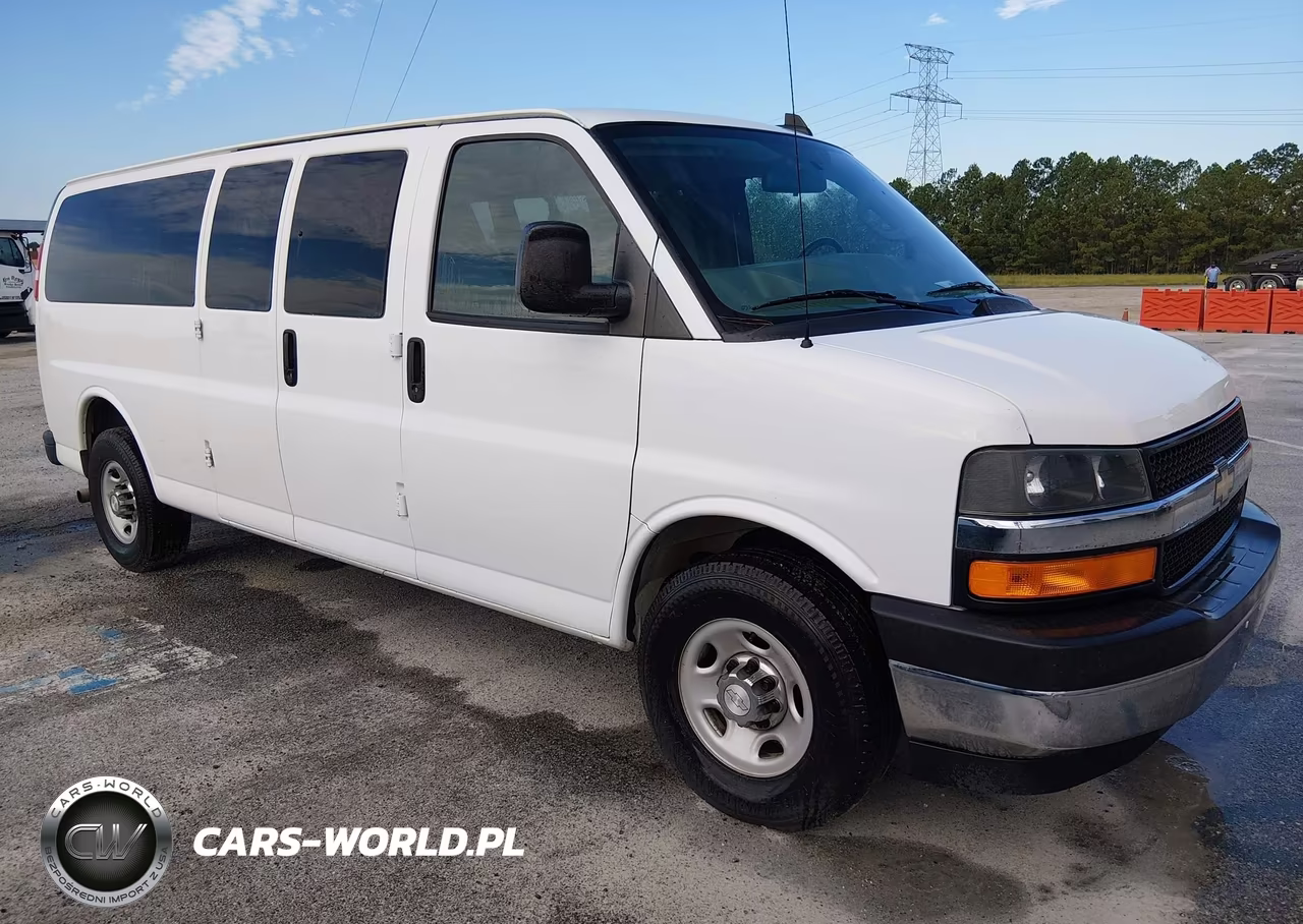 2017 Chevrolet Express 3500 Lt VIN:1GAZGPFF8H1275069 - 1