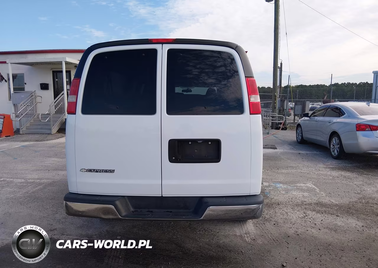 2017 Chevrolet Express 3500 Lt VIN:1GAZGPFF8H1275069 - 22