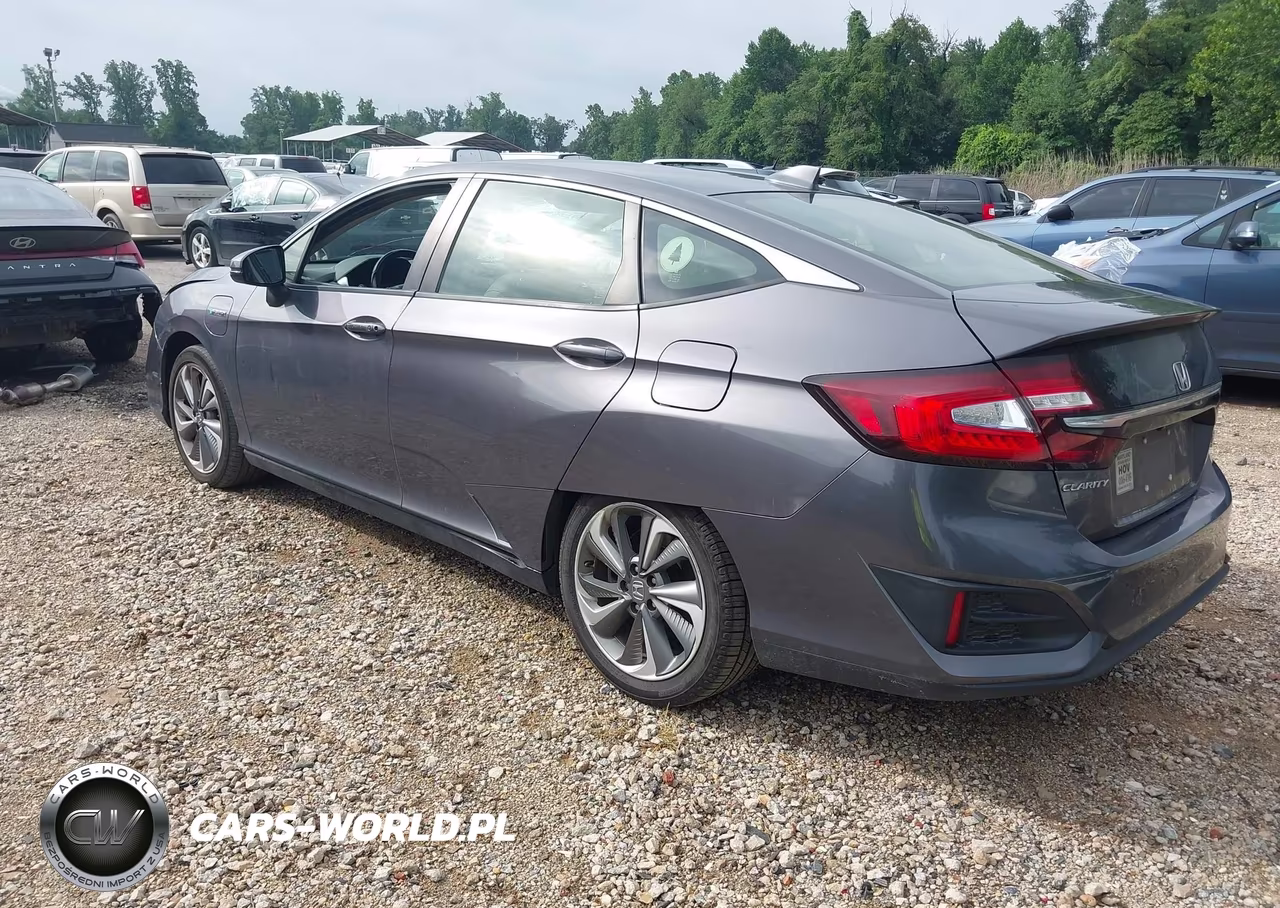 2018 Honda Clarity Plug-In Hybrid Touring VIN:JHMZC5F38JC019228 - 3