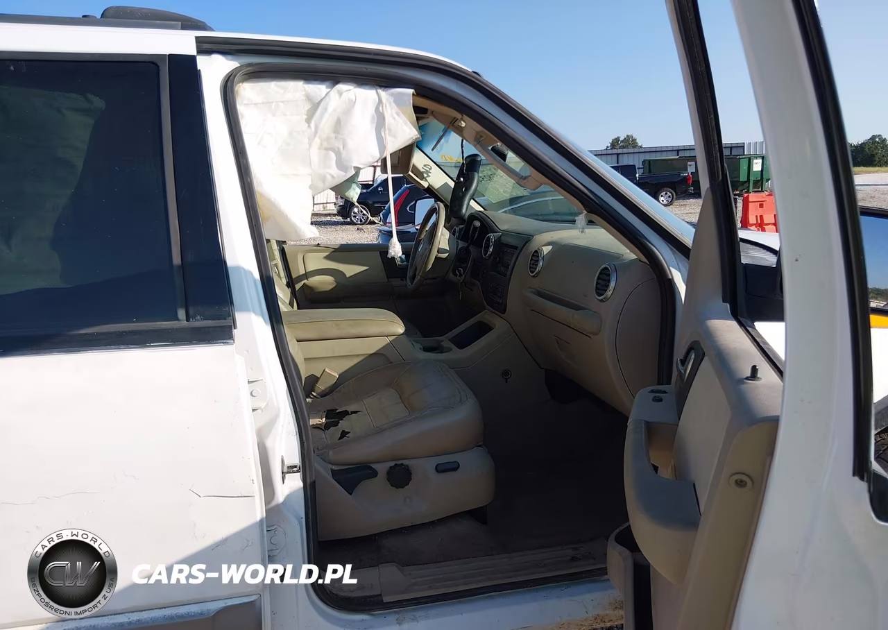 2004 Ford Expedition Eddie Bauer VIN:1FMFU18L44LA86769 - 5
