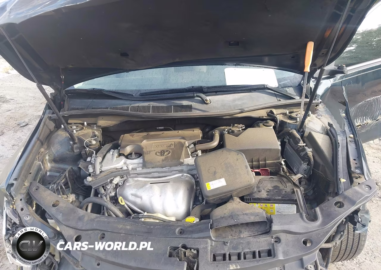 2015 Toyota Camry Le VIN:4T1BF1FK2FU992953 - 10
