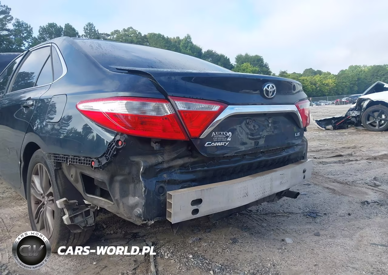 2015 Toyota Camry Le VIN:4T1BF1FK2FU992953 - 6