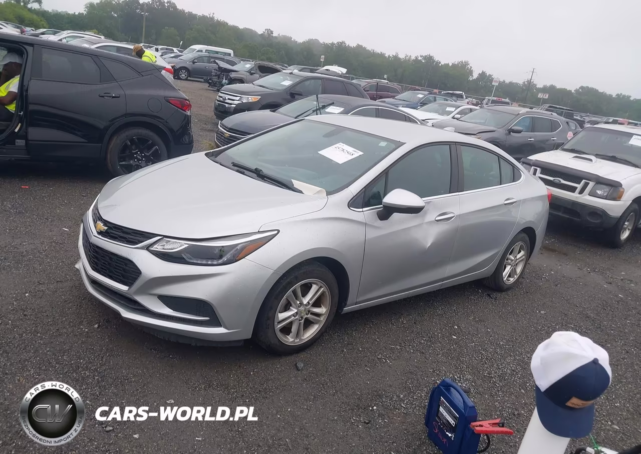 2017 Chevrolet Cruze Lt Auto VIN:1G1BE5SM9H7251926 - 2