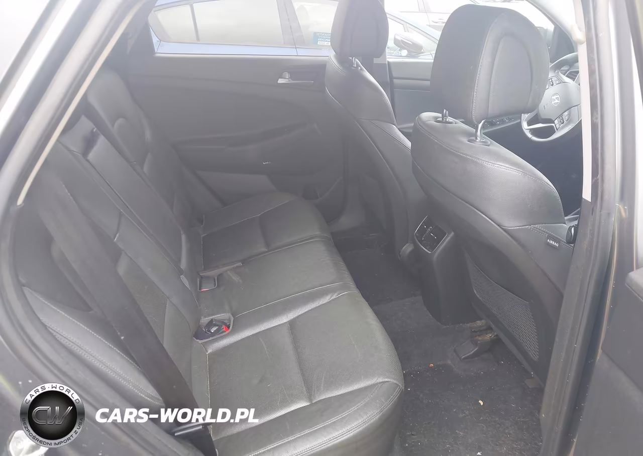 2017 Hyundai Tucson Se Plus VIN:KM8J3CA45HU413885 - 8