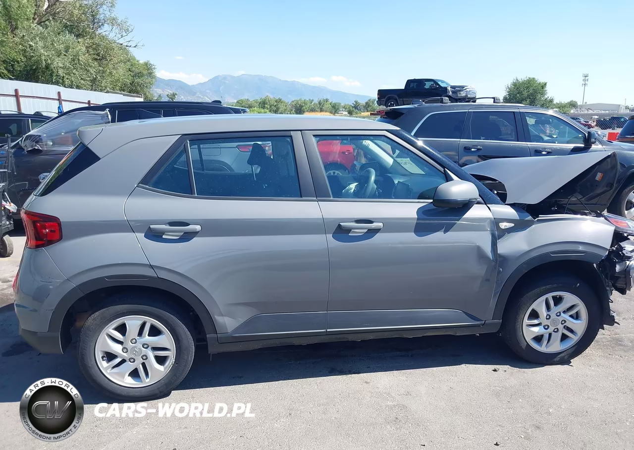 2022 Hyundai Venue Se VIN:KMHRB8A3XNU171469 - 13
