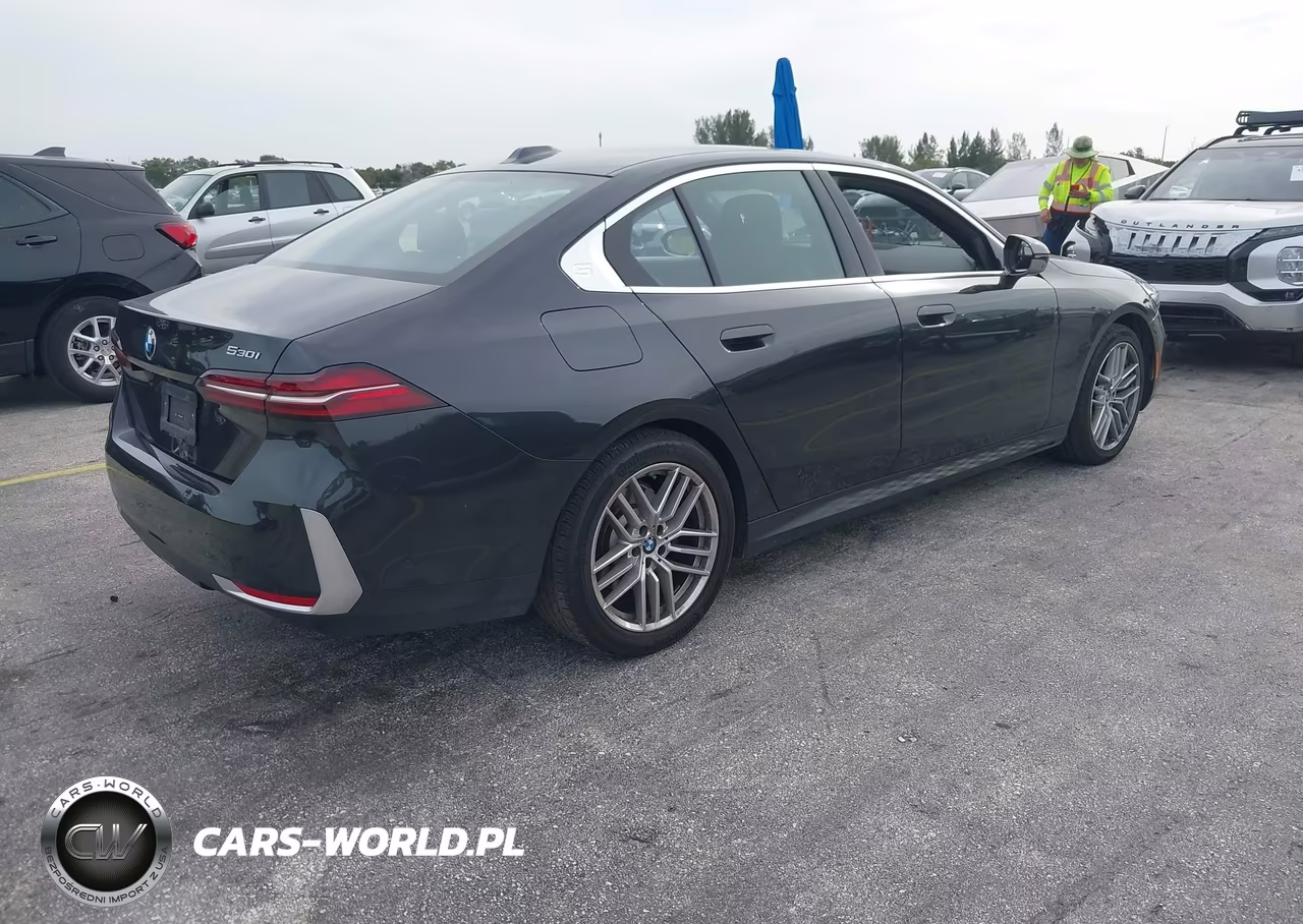 2025 BMW 530I VIN:WBA43FJ08SCU02633 - 4