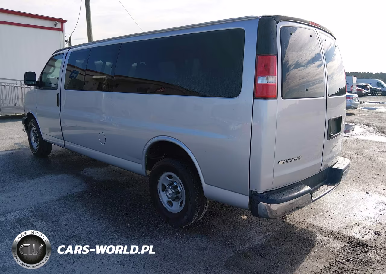2017 Chevrolet Express 3500 Lt VIN:1GAZGPFFXH1264574 - 3