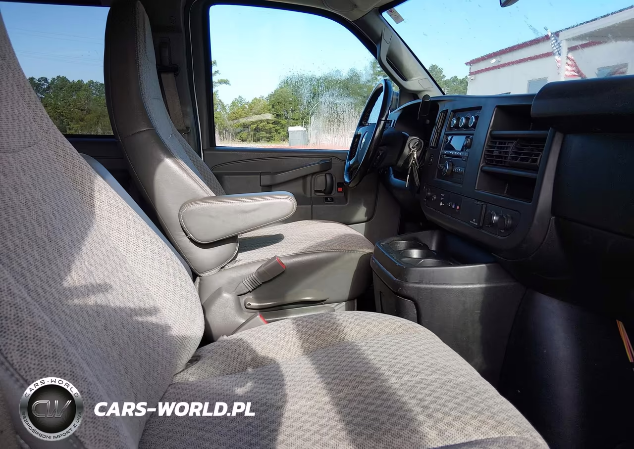 2017 Chevrolet Express 3500 Lt VIN:1GAZGPFFXH1264574 - 5