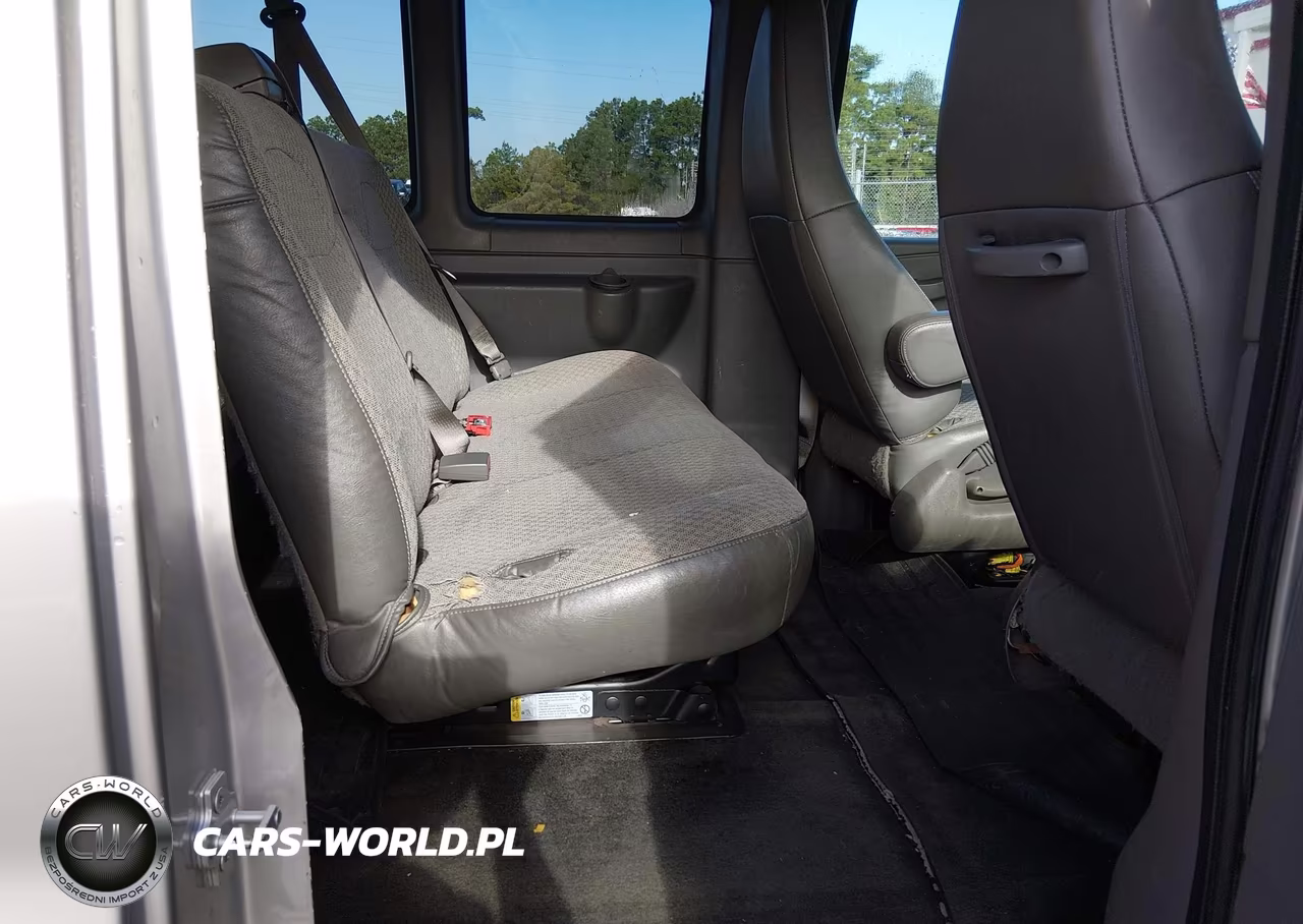 2017 Chevrolet Express 3500 Lt VIN:1GAZGPFFXH1264574 - 8